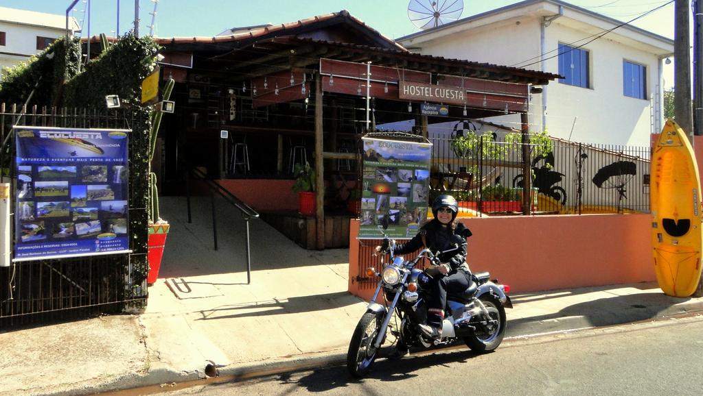 Hostel Cuesta Botucatu Bagian luar foto
